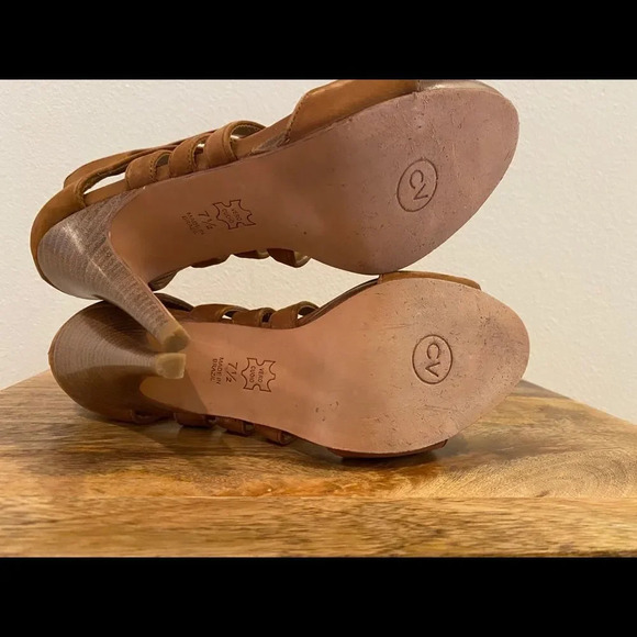 Cynthia Vincent Caramel Soft Leather Caged Heels - Picture 7 of 11